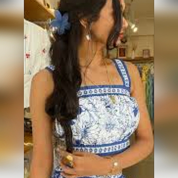 JAPNA Floral Embroidered Crop Top in Blue and White. Size Small NWT - Picture 12 of 12